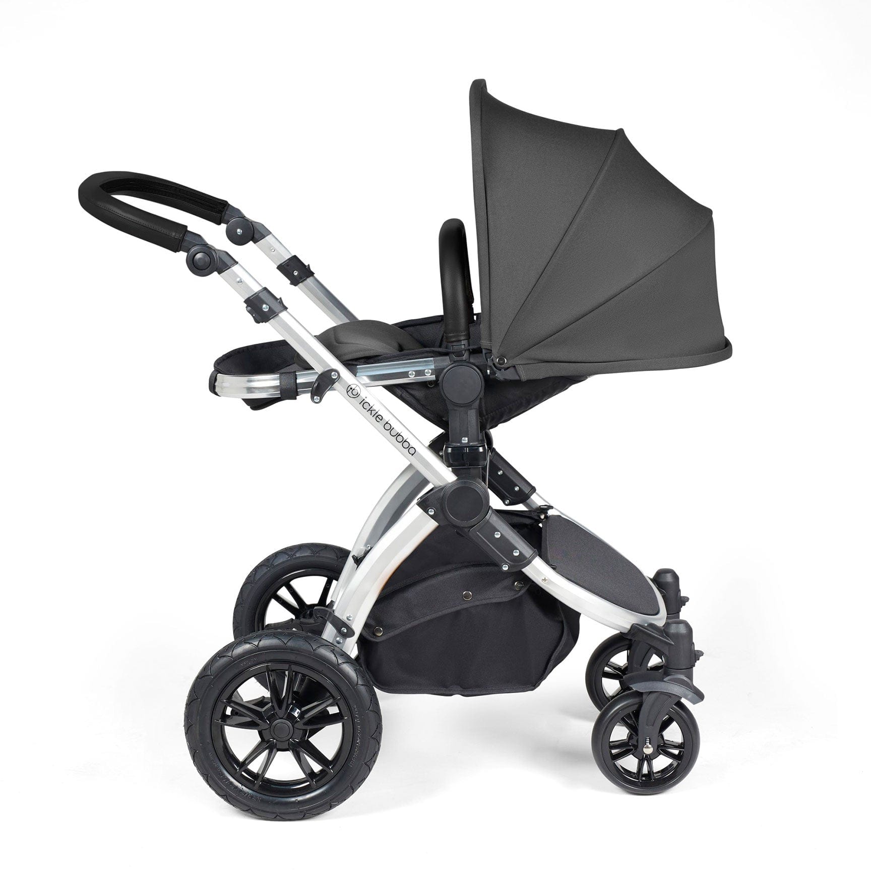 Ickle Bubba Stomp Luxe in Premium Pram Silver/Charcoal Grey/Blac