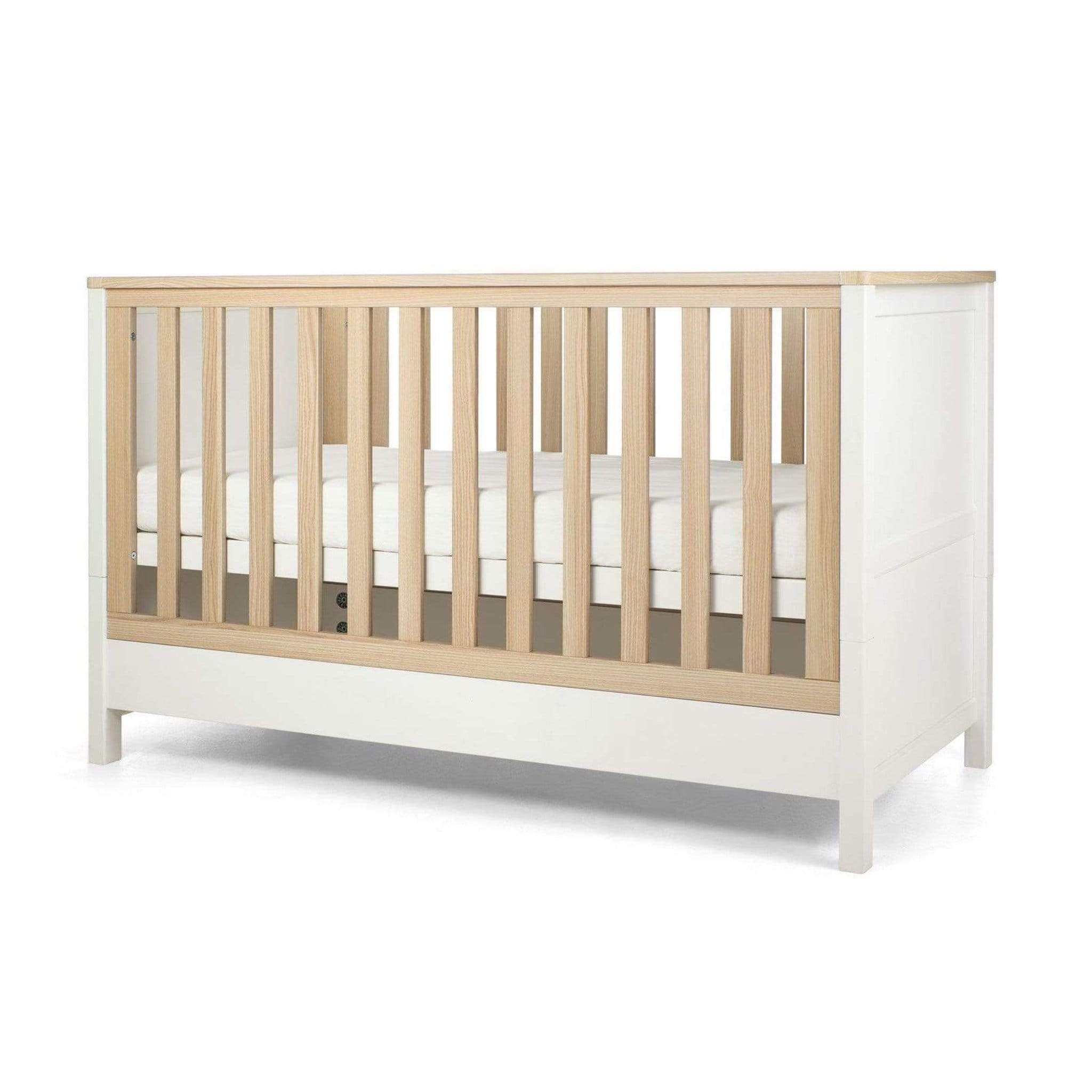 Mamas & Papas cot bed room sets Mamas & Papas Harwell 2 Piece Cotbed & Dresser Roomset White/Oak