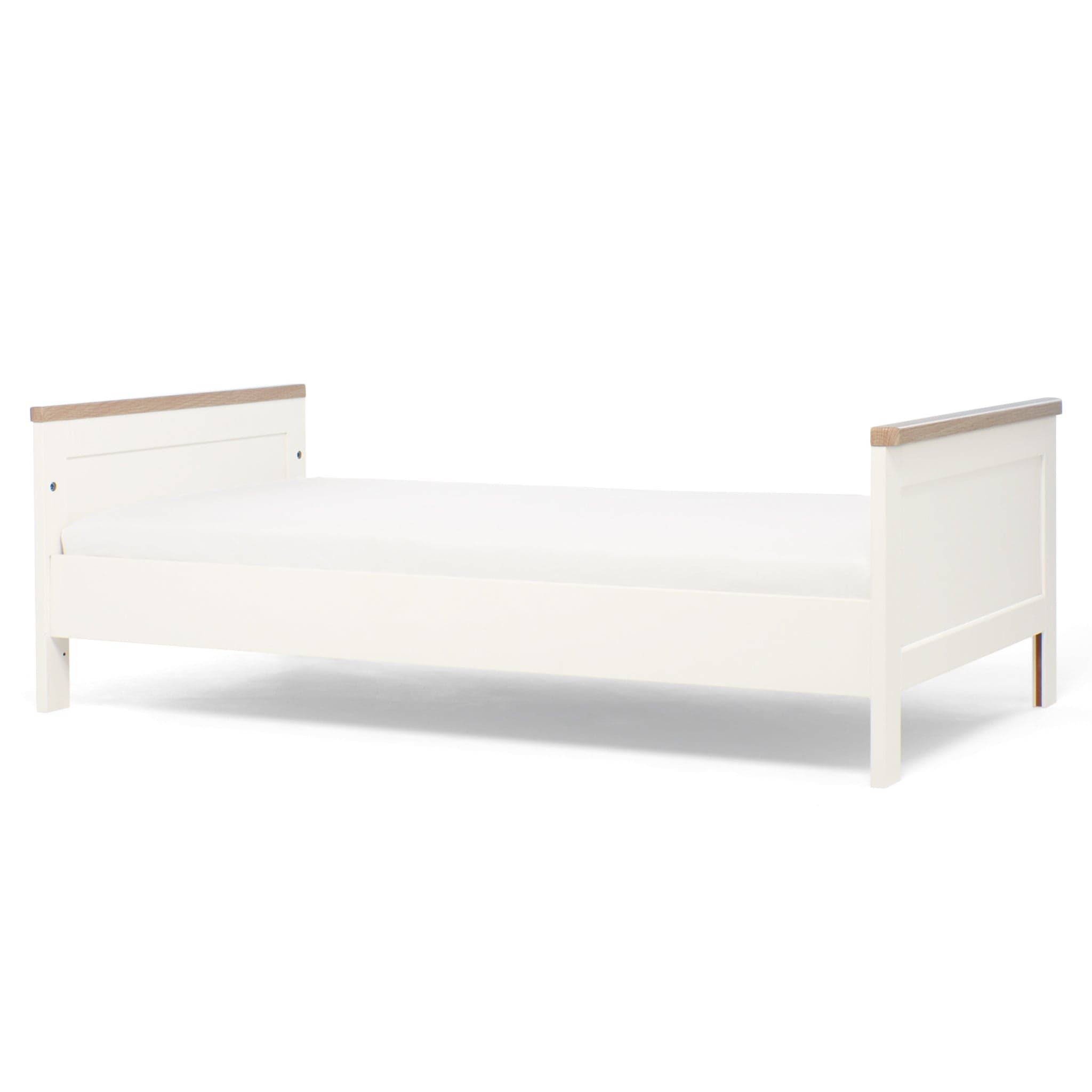 Mamas & Papas cot bed room sets Mamas & Papas Wedmore 3 Piece Cotbed Range in White/Natural