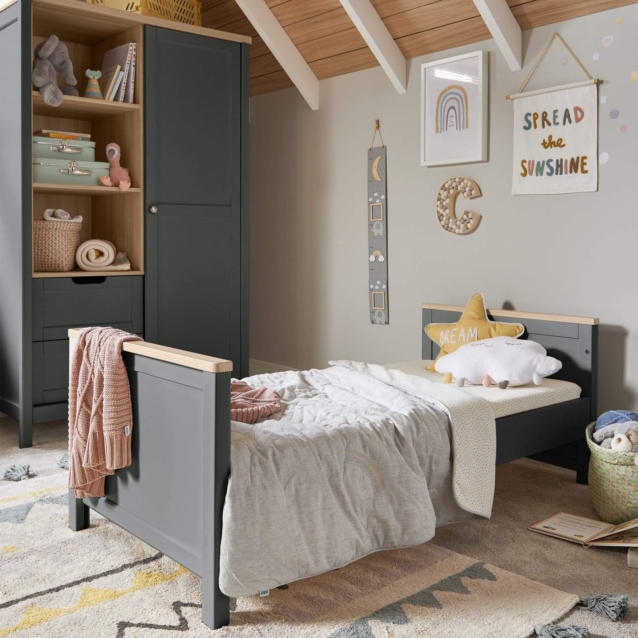 Mamas & Papas cot bed room sets Mamas & Papas Harwell 2 Piece Cotbed & Dresser Roomset Grey/Oak SEHL1TM00