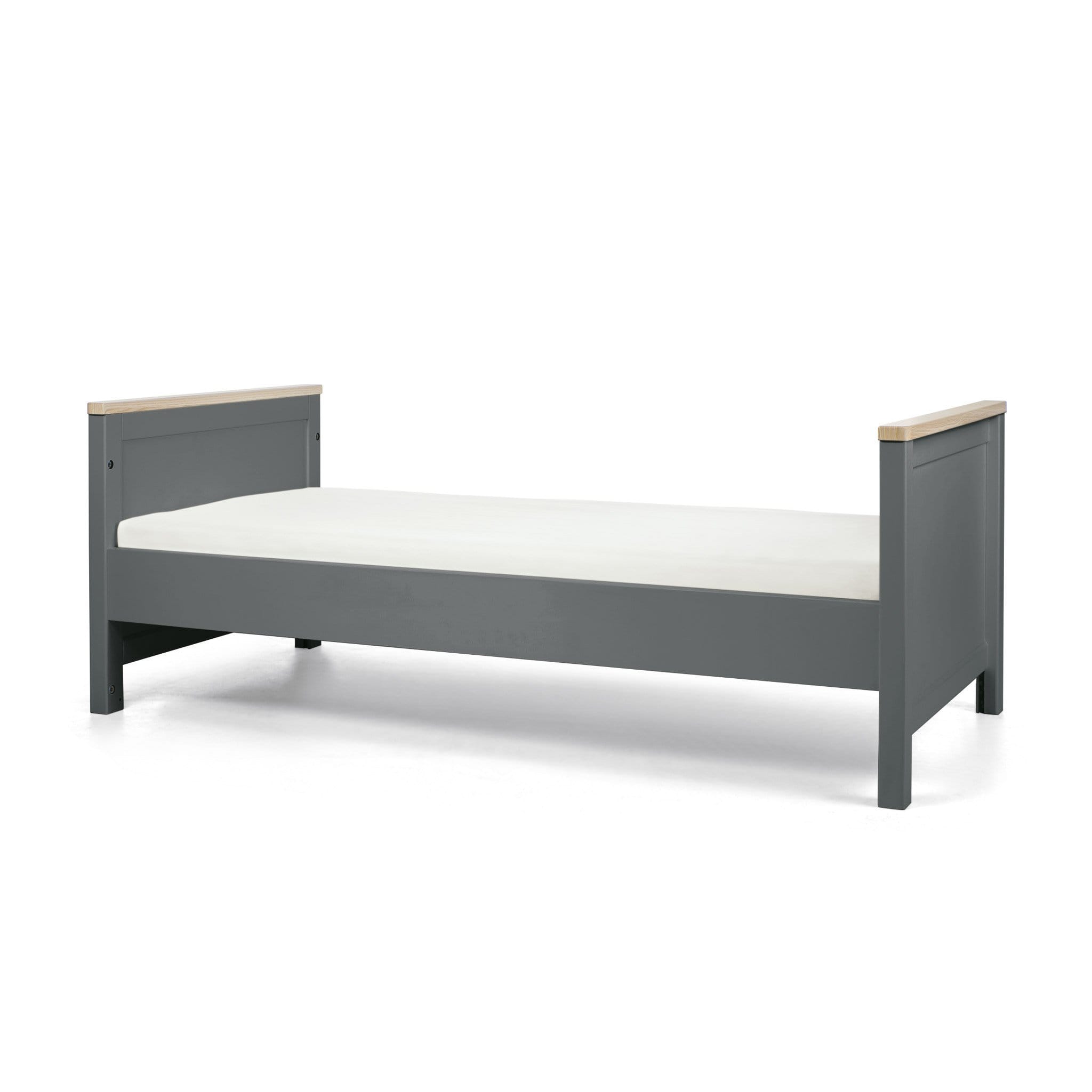 Mamas & Papas cot bed room sets Mamas & Papas Harwell 2 Piece Cotbed & Dresser Roomset Grey/Oak SEHL1TM00