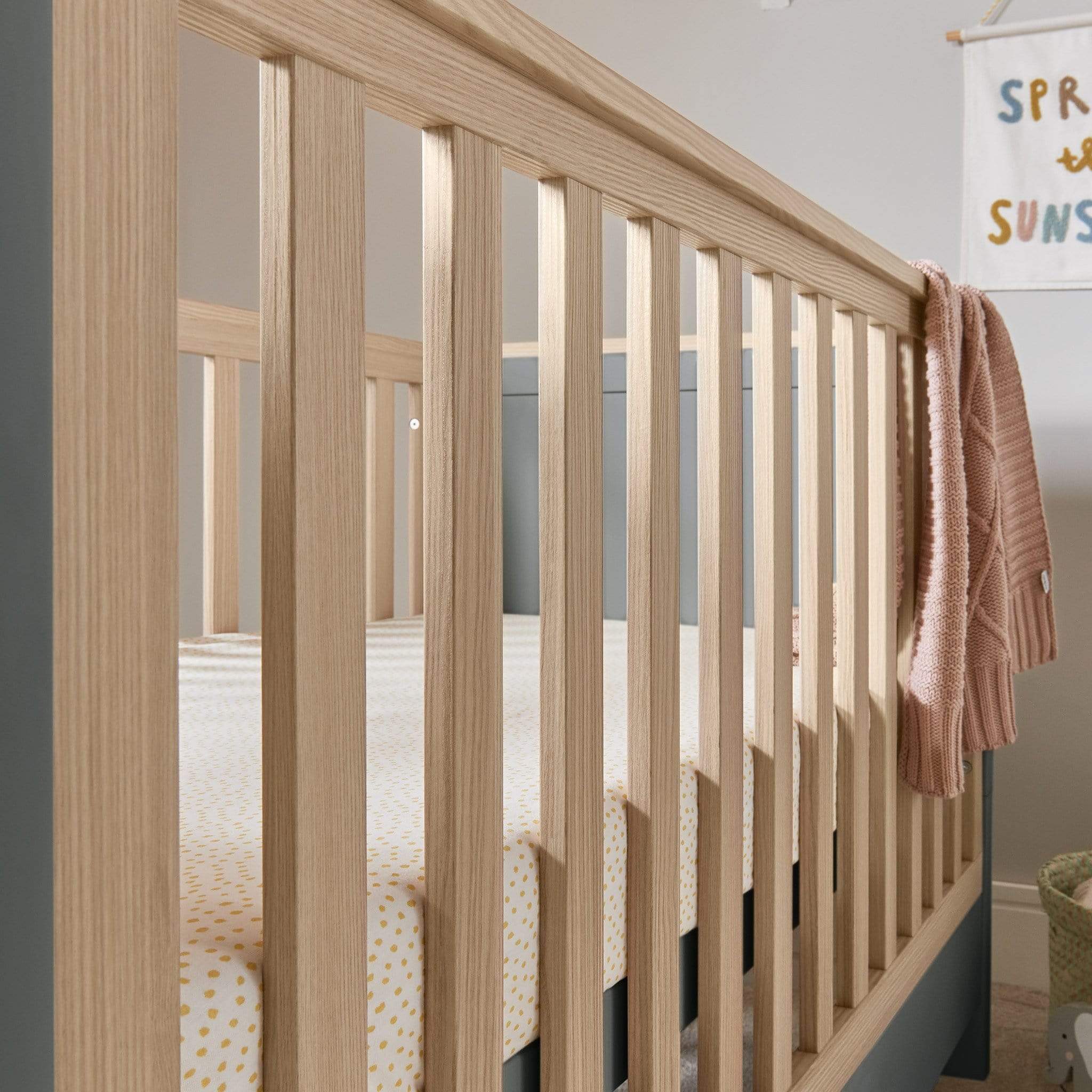 Mamas & Papas cot bed room sets Mamas & Papas Harwell 2 Piece Cotbed & Dresser Roomset Grey/Oak SEHL1TM00