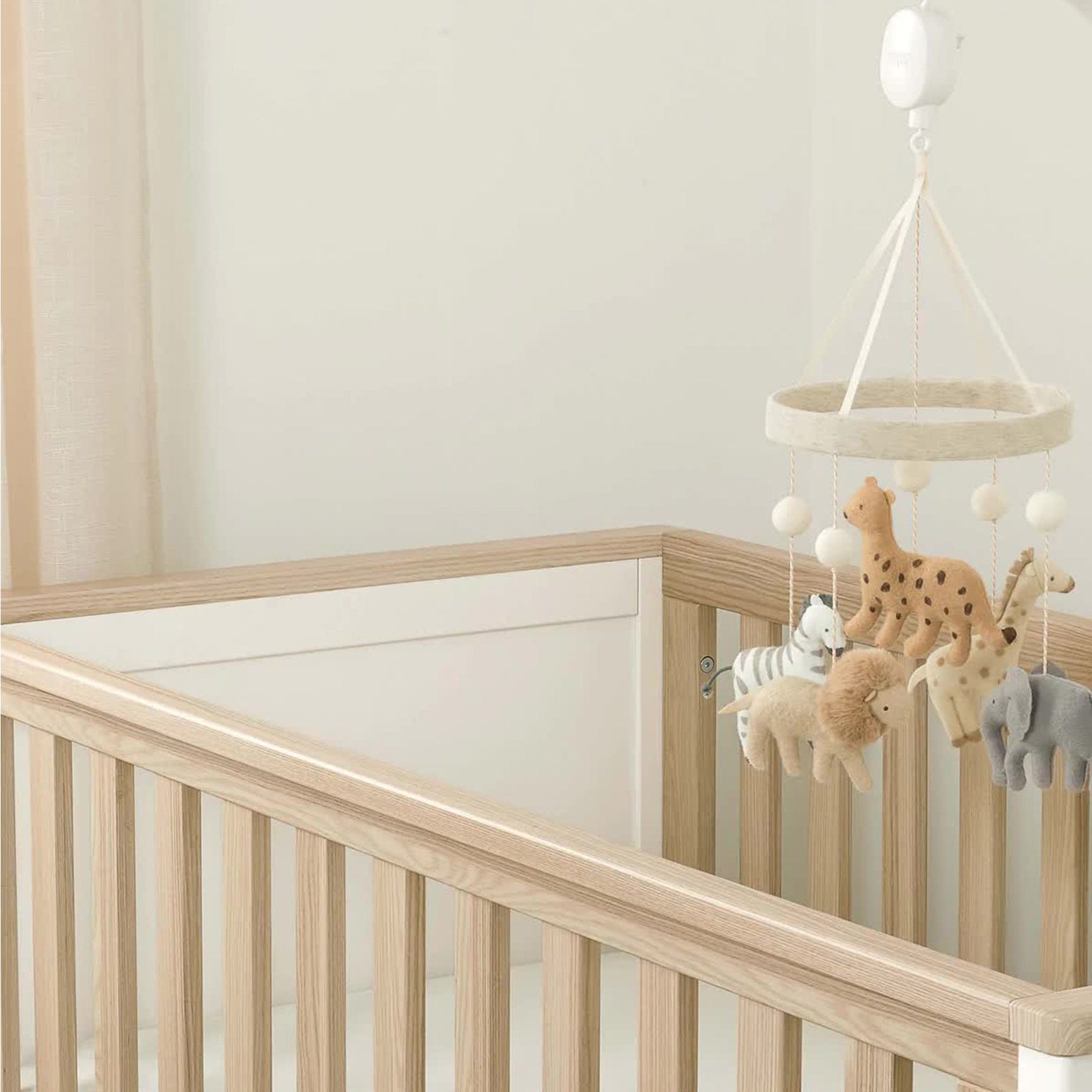 Mamas & Papas musical mobiles Mamas & Papas Born to be Wild Cot Mobile 7560EG200