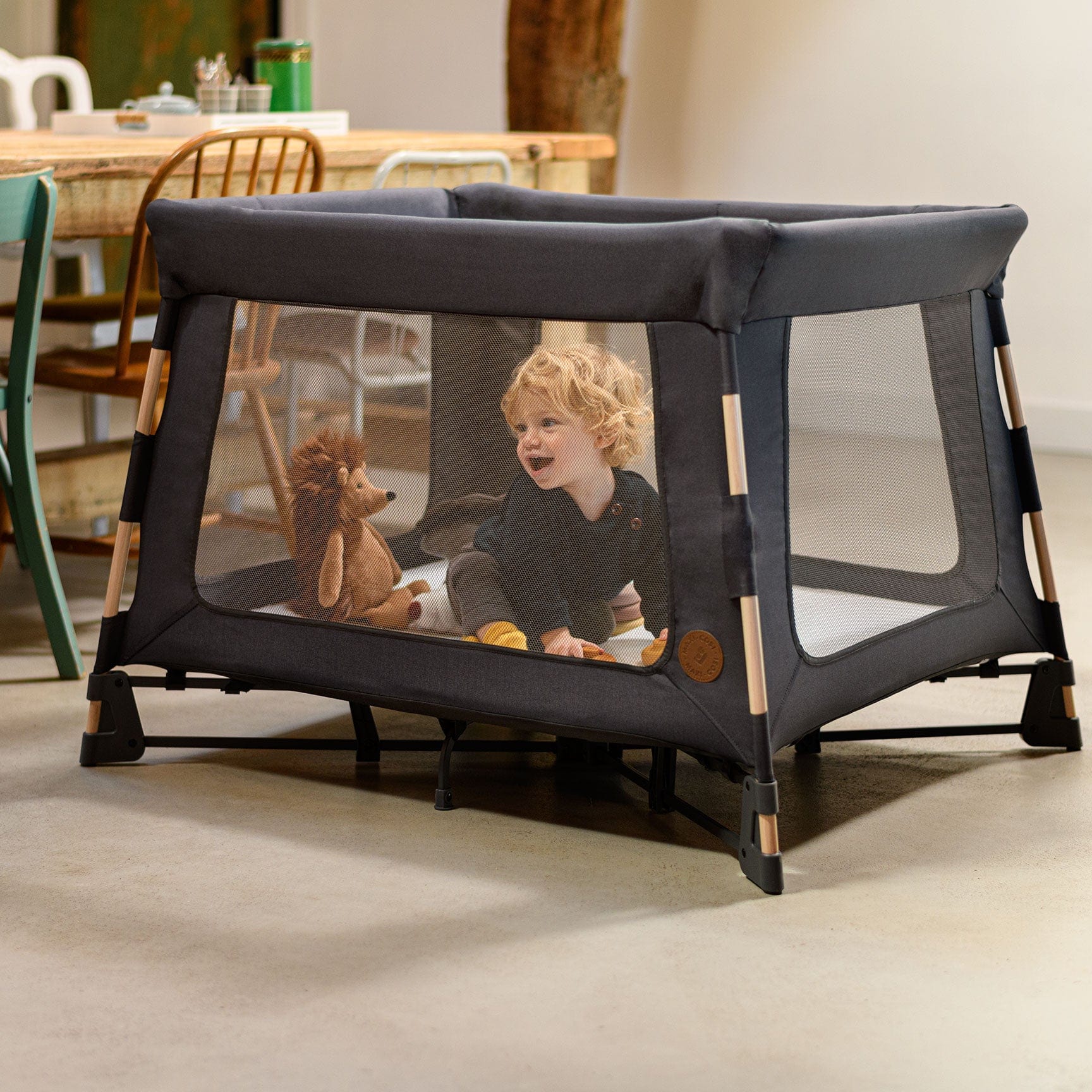 Maxi cosi travel cot on sale