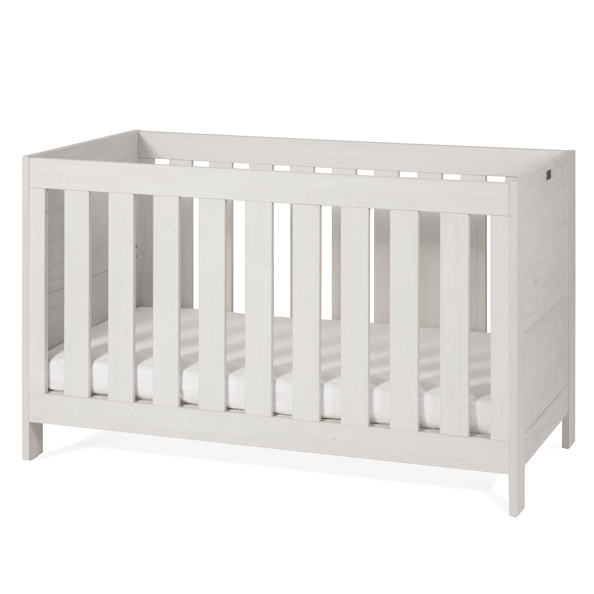 Silver Cross Cot Beds Silver Cross Alnmouth Cot Bed SX8176