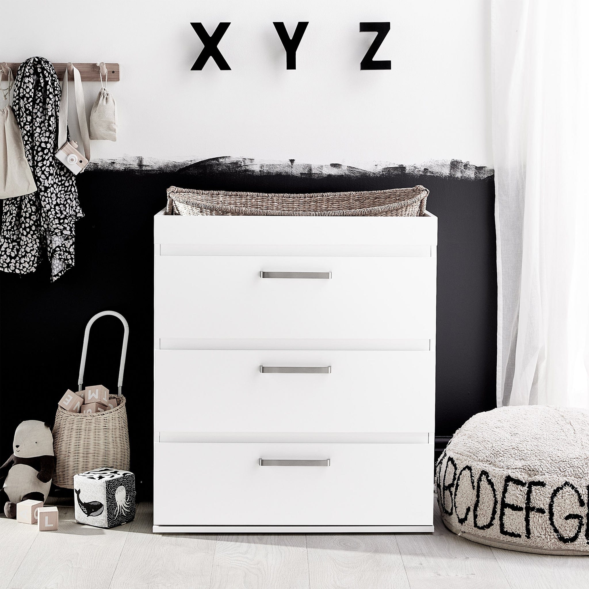 Silver Cross Silver Cross room sets Silver Cross Finchley 3-Piece Roomset - White 8234-FIN-WHI