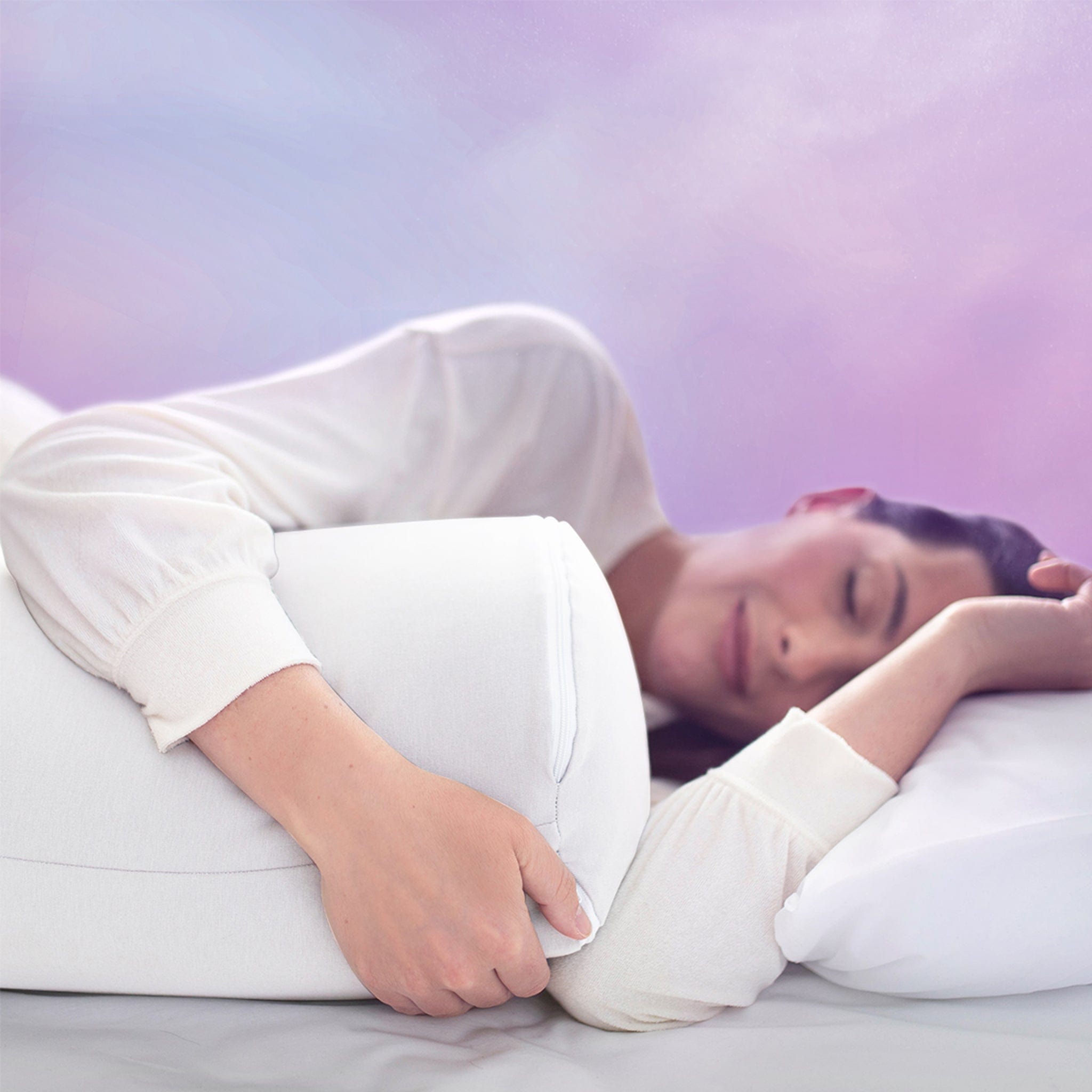 SnuzPod SnüzCurve Pregnancy Pillow in White PP01SCA