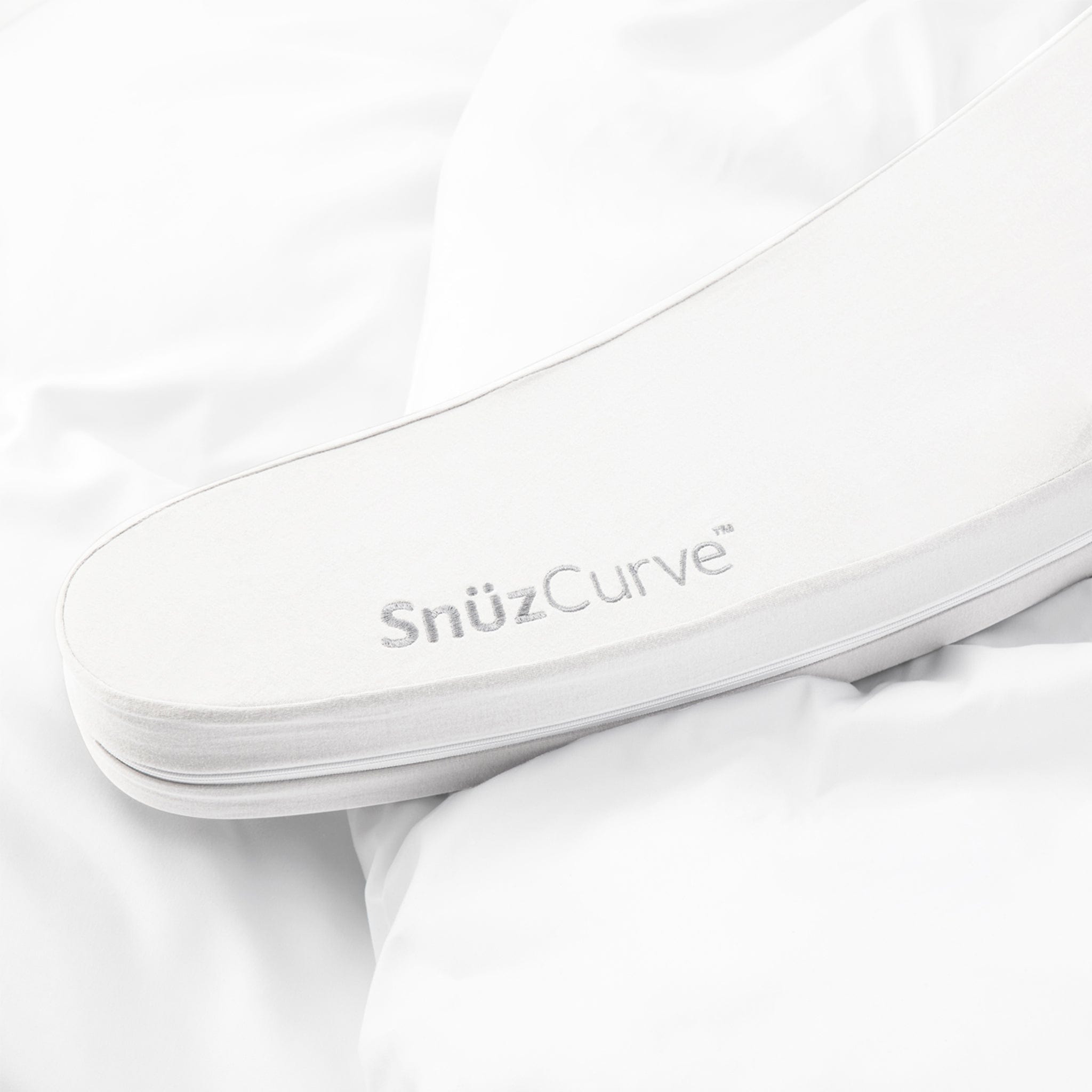SnuzPod SnüzCurve Pregnancy Pillow in White PP01SCA